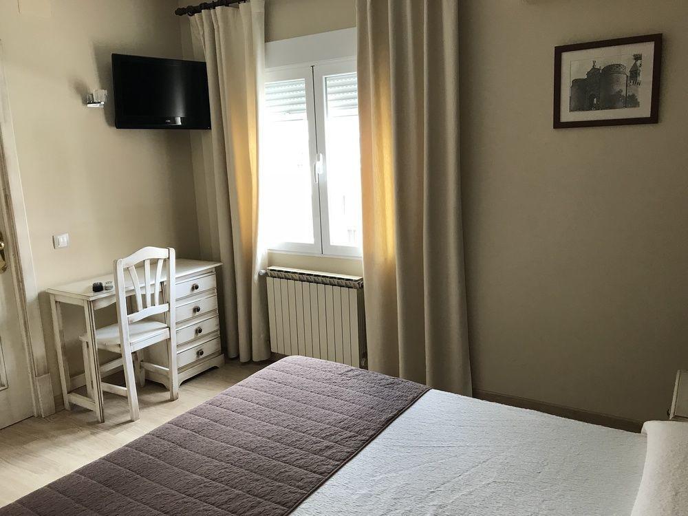 Hostal-Cafe Gutgreco Sonseca Luaran gambar